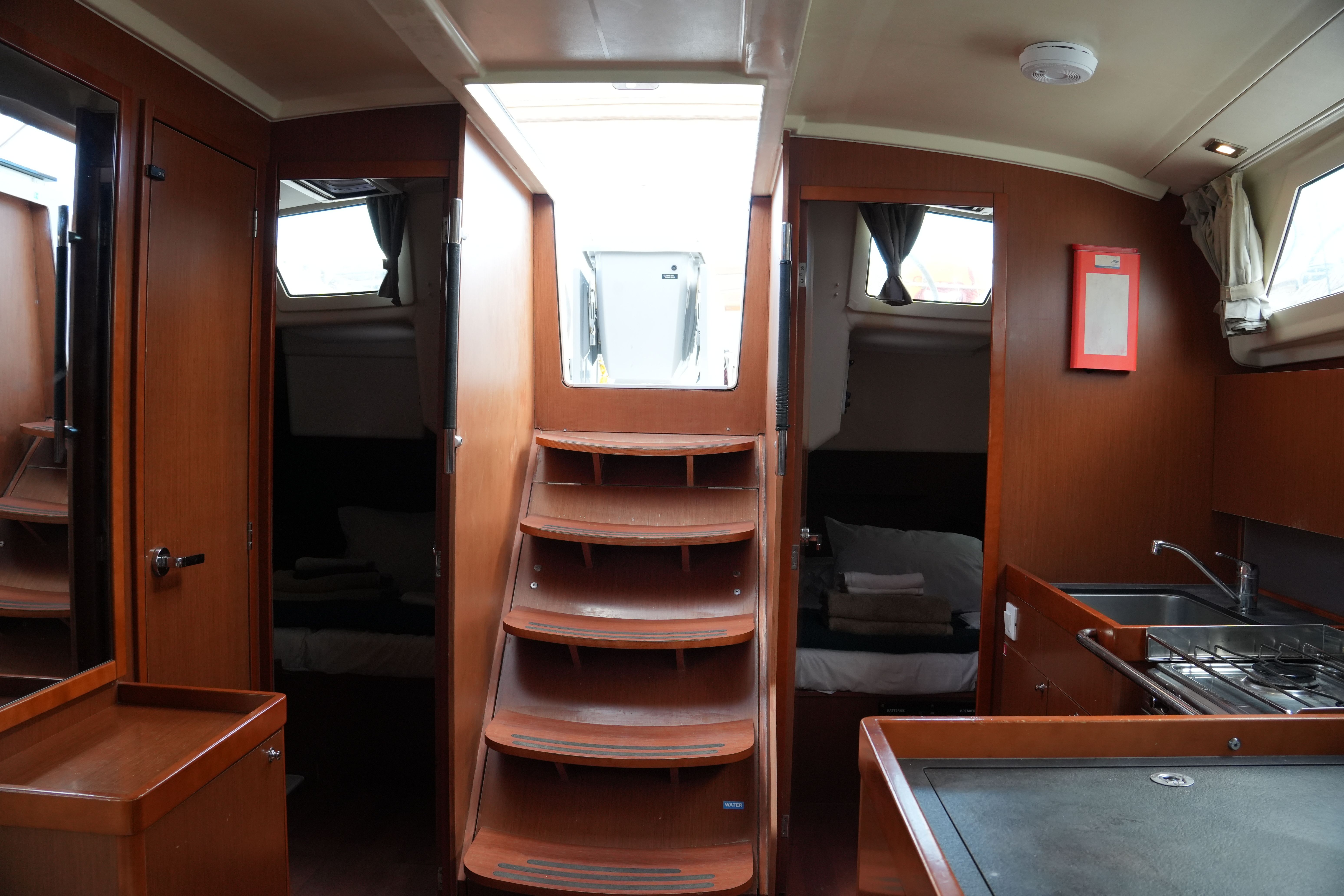 Beneteau Oceanis 41.1 | Poros