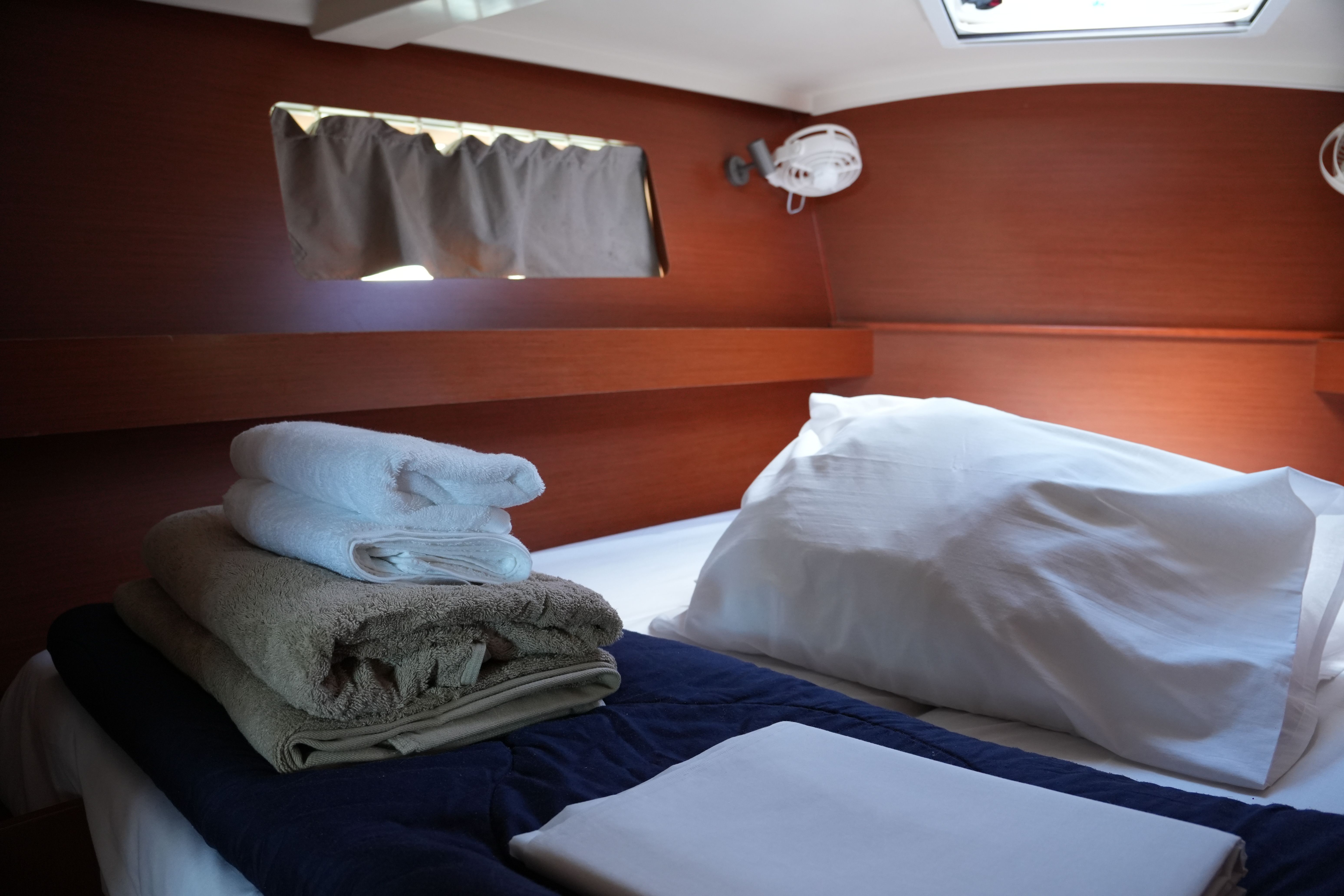 Beneteau Oceanis 41.1 | Poros