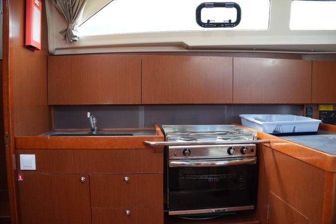 Beneteau Oceanis 41.1 | Poros