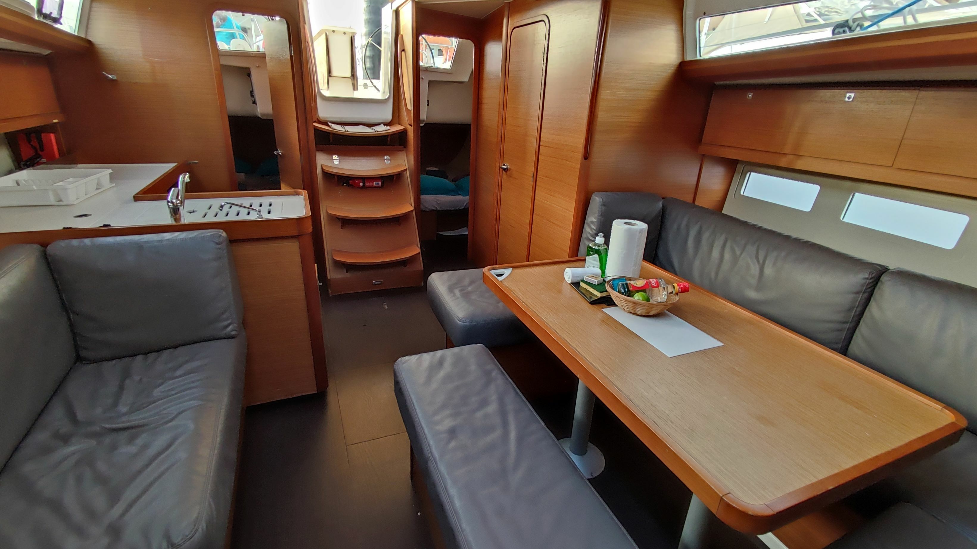 Dufour 412 | Barbuda