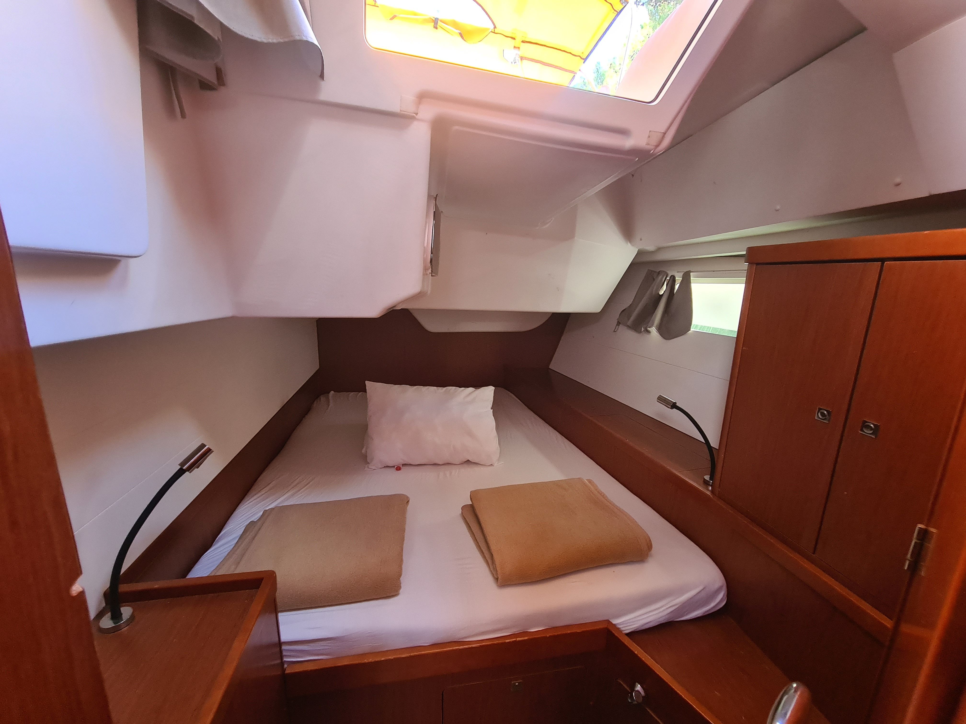 Beneteau Oceanis 48 | Stromboli