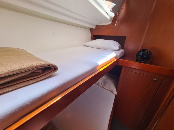 Beneteau Oceanis 48 | Stromboli