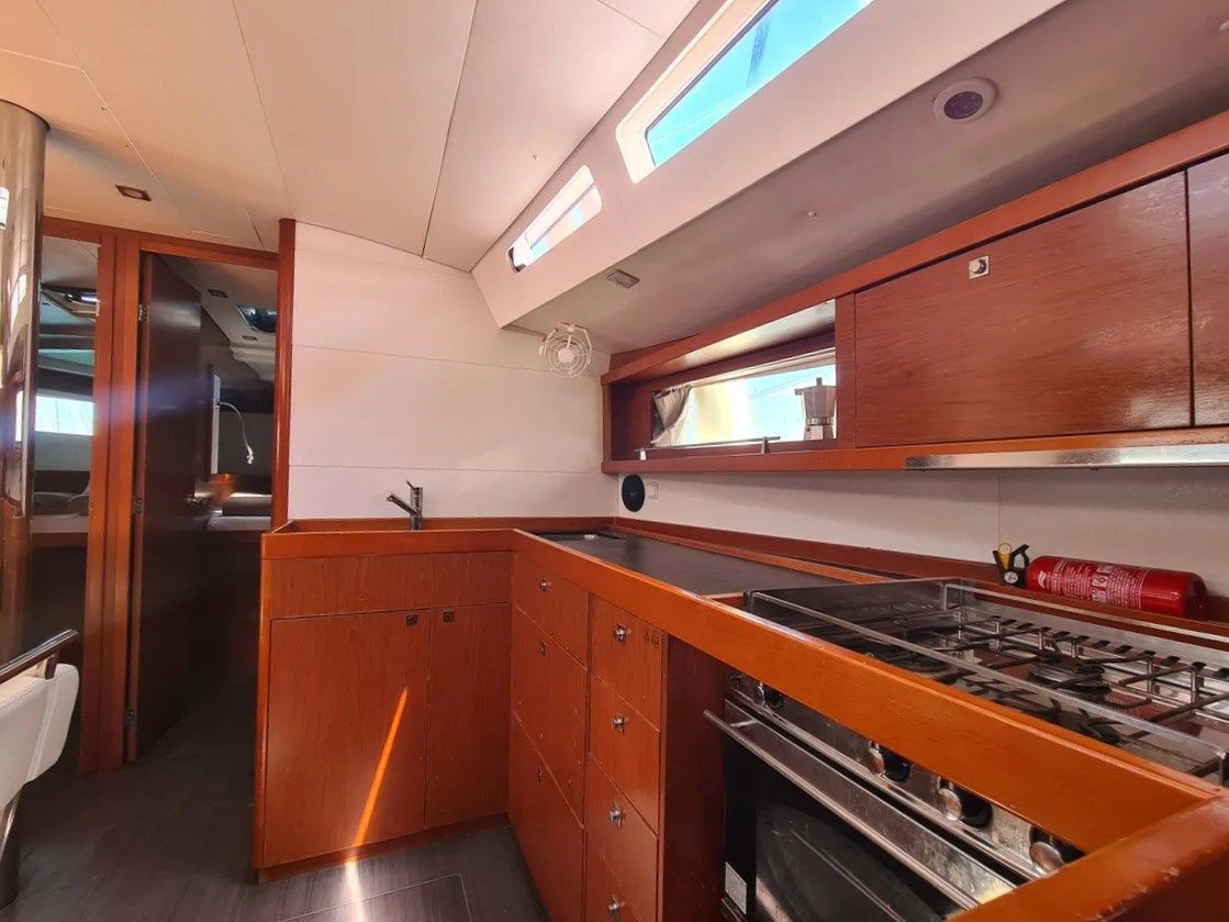 Beneteau Oceanis 48 | Stromboli