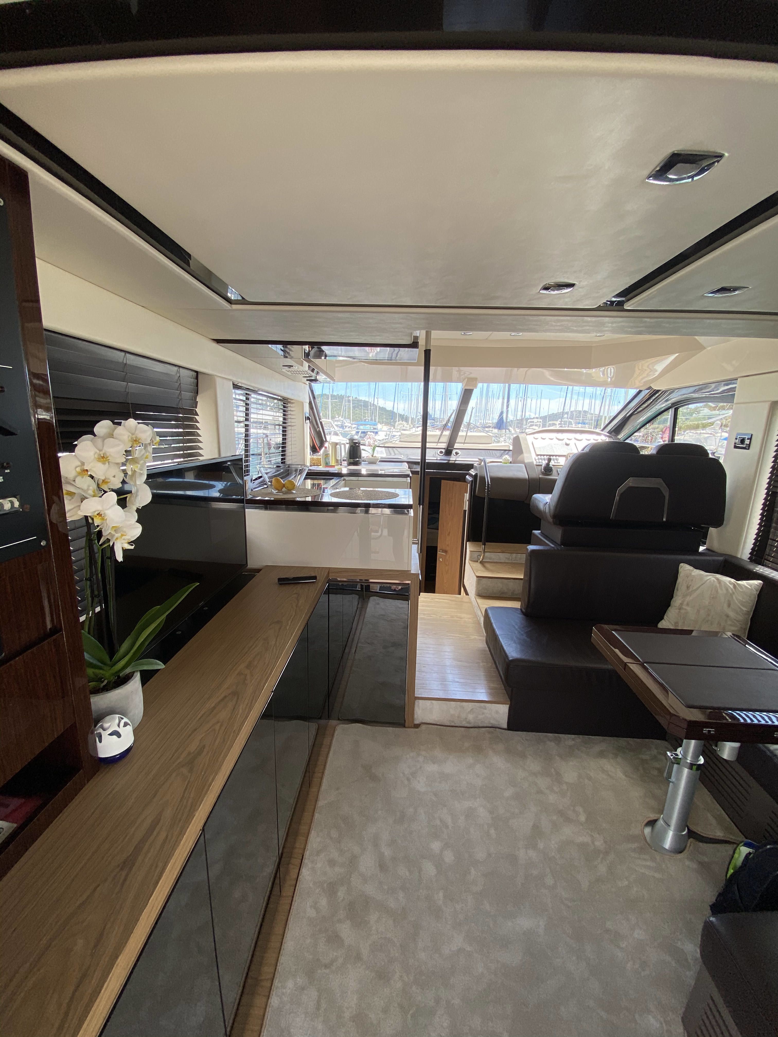 Sessa Fly 47 | Sid One