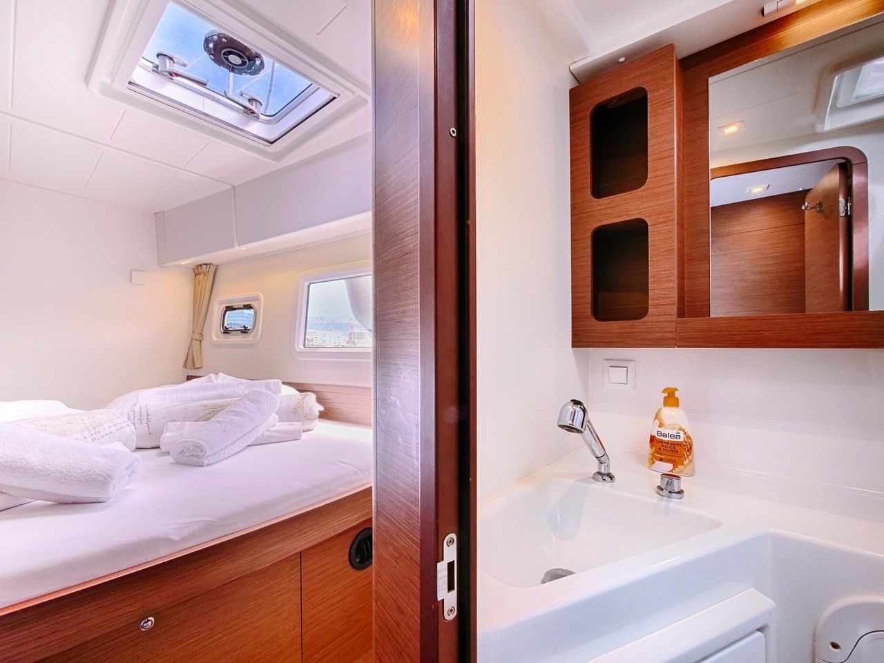 Lagoon 42 | Sea Voyager