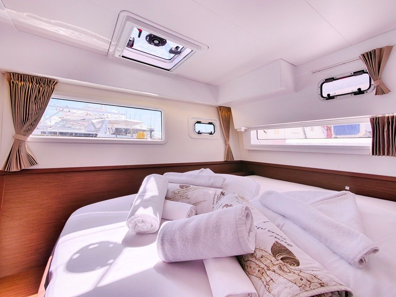 Lagoon 42 | Sea Voyager