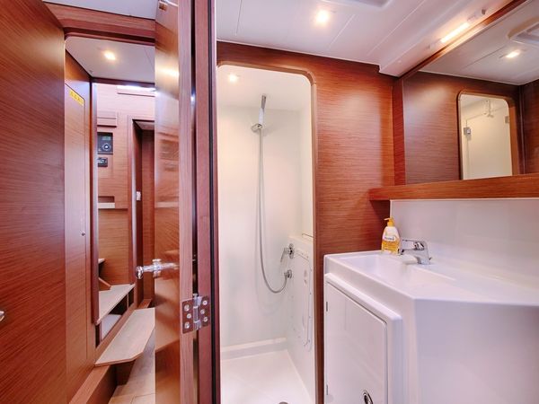 Lagoon 42 | Sea Voyager