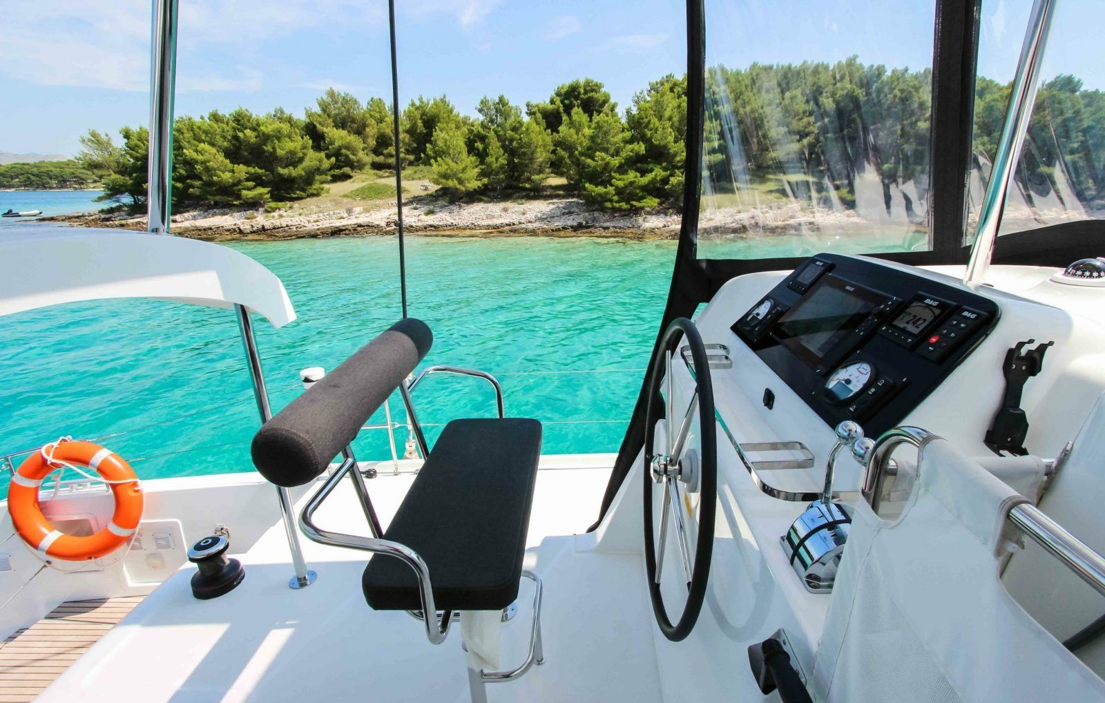 Lagoon 42 | Ice Cat