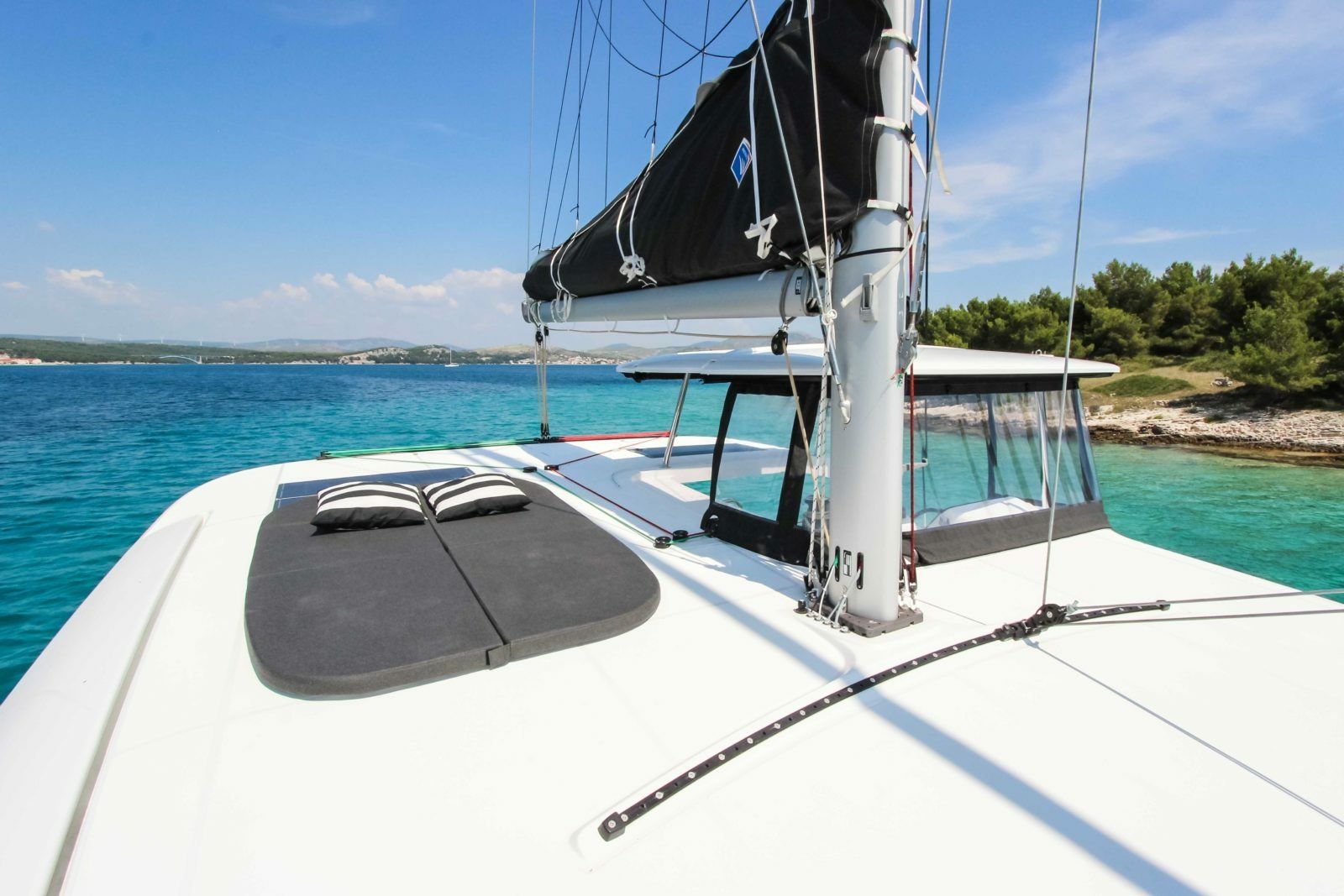 Lagoon 42 | Ice Cat