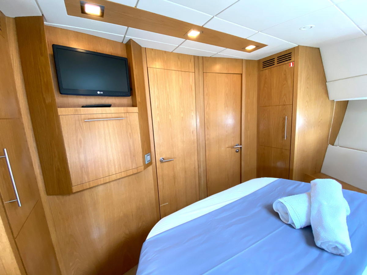 Rodman Muse 44 | Marlongo 2