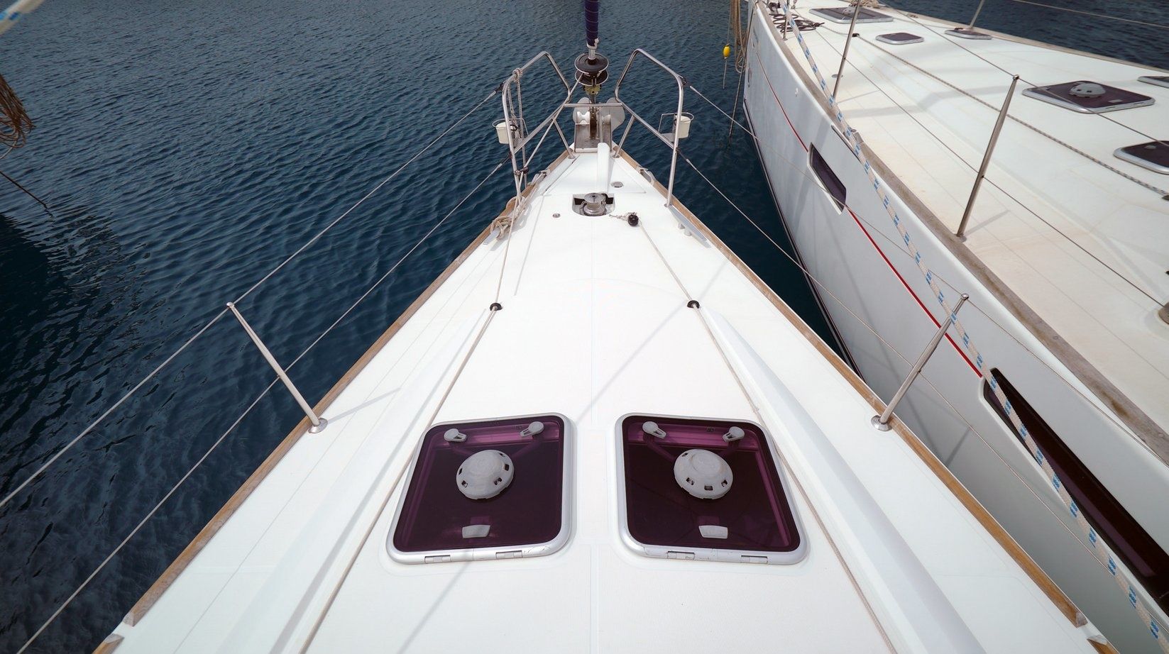Jeanneau Sun Odyssey 44i | Night and Day