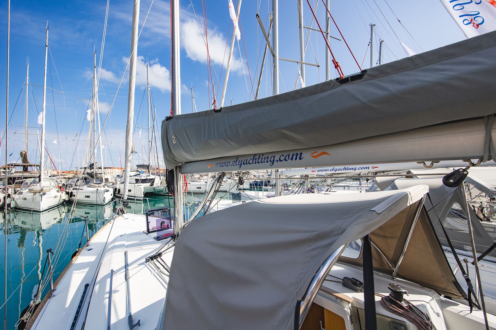 Beneteau Oceanis 38 | Elisa