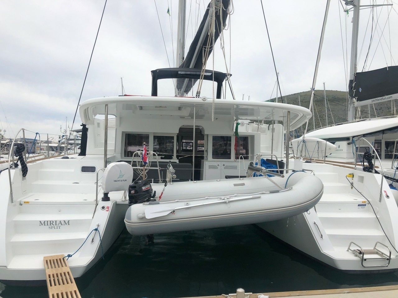 Lagoon 450 F | Miriam