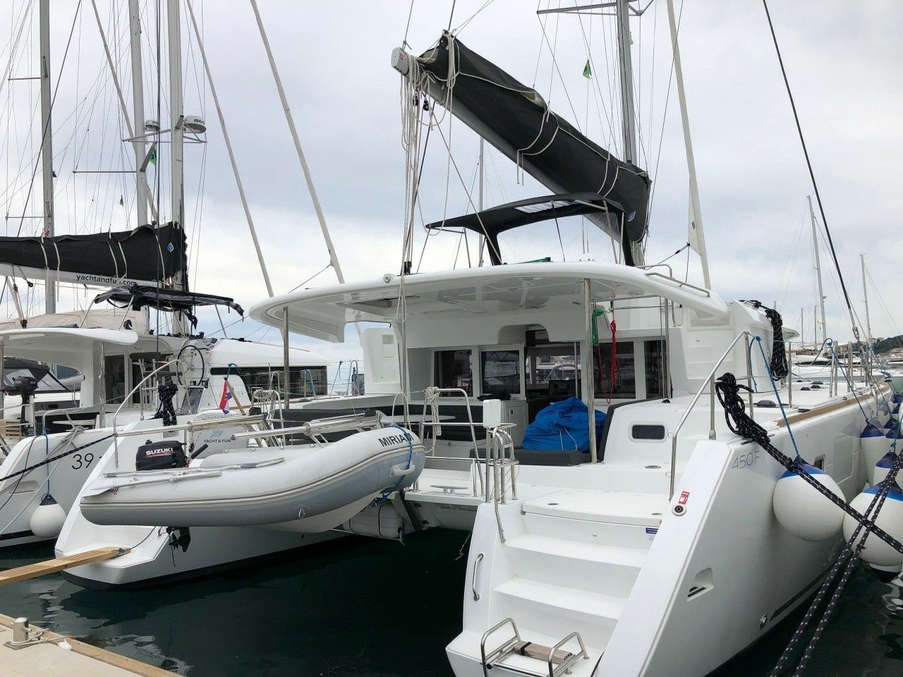 Lagoon 450 F | Miriam