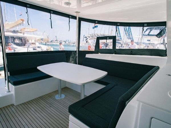 Lagoon 450 S | Hanna 1