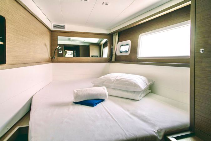 Lagoon 450 S | Hanna 1