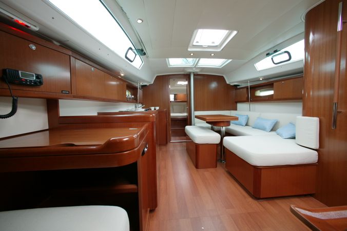 Beneteau Oceanis 40 | Arietta