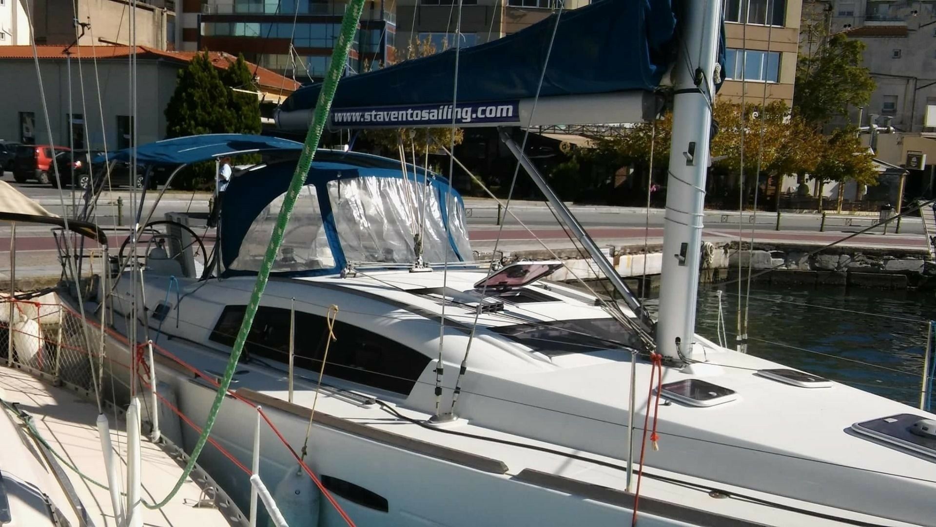 Beneteau Oceanis 40 | Arietta