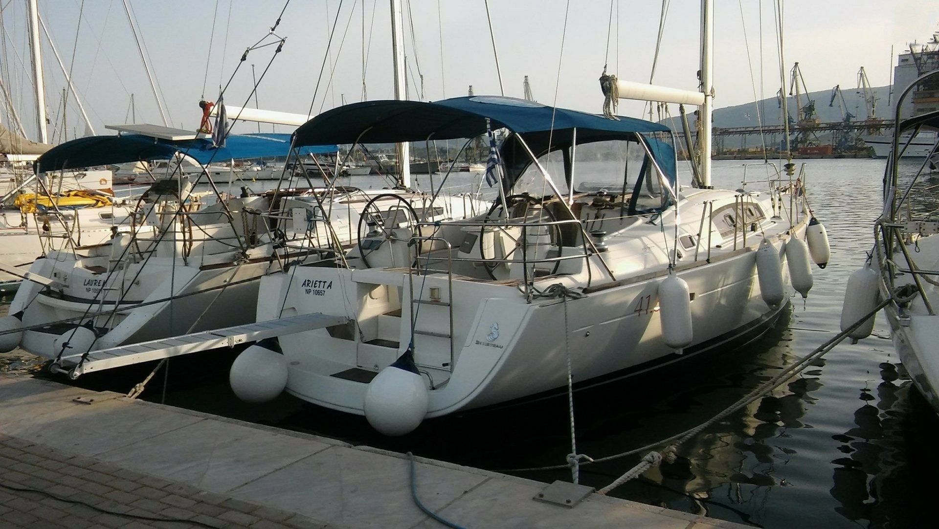 Beneteau Oceanis 40 | Arietta