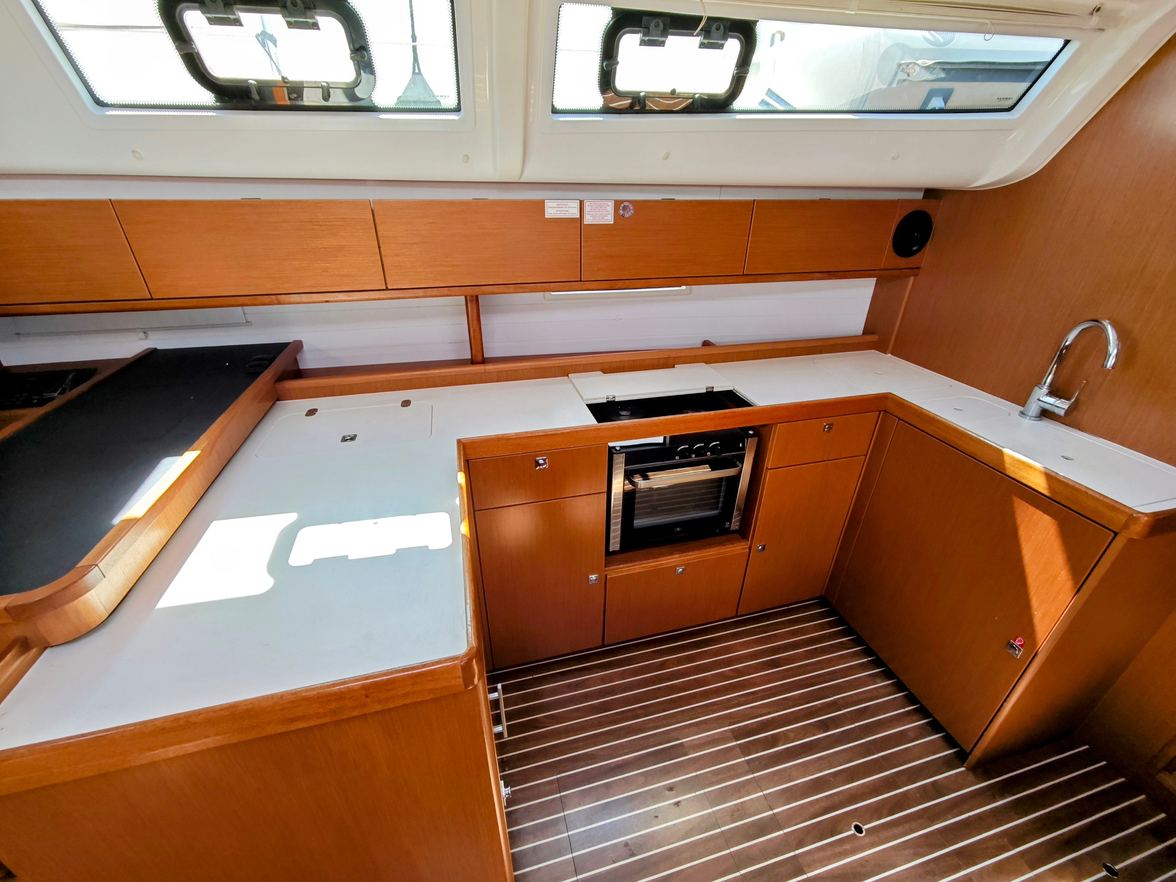 Bavaria Cruiser 51 | Jozefina