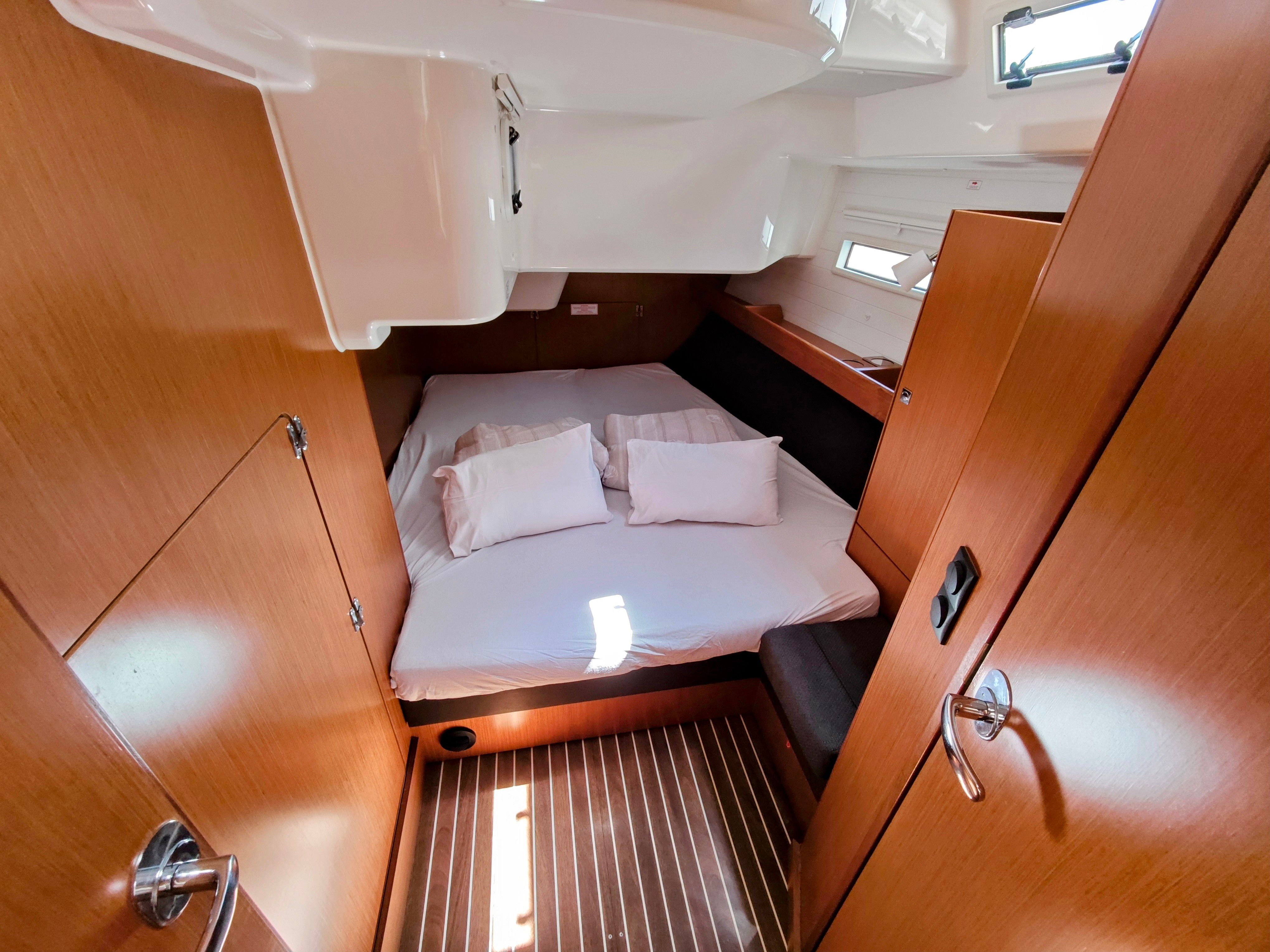 Bavaria Cruiser 51 | Jozefina