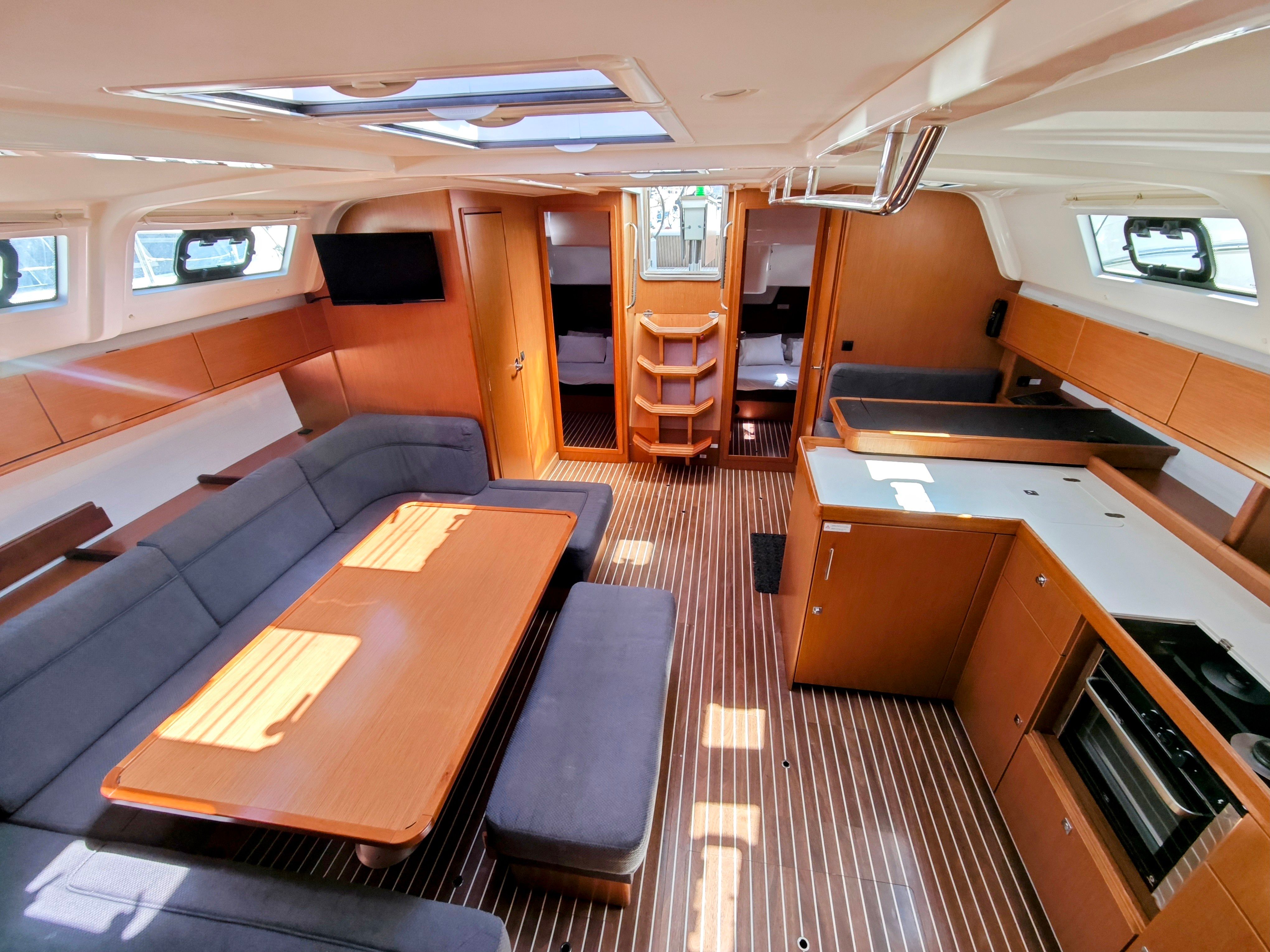 Bavaria Cruiser 51 | Jozefina