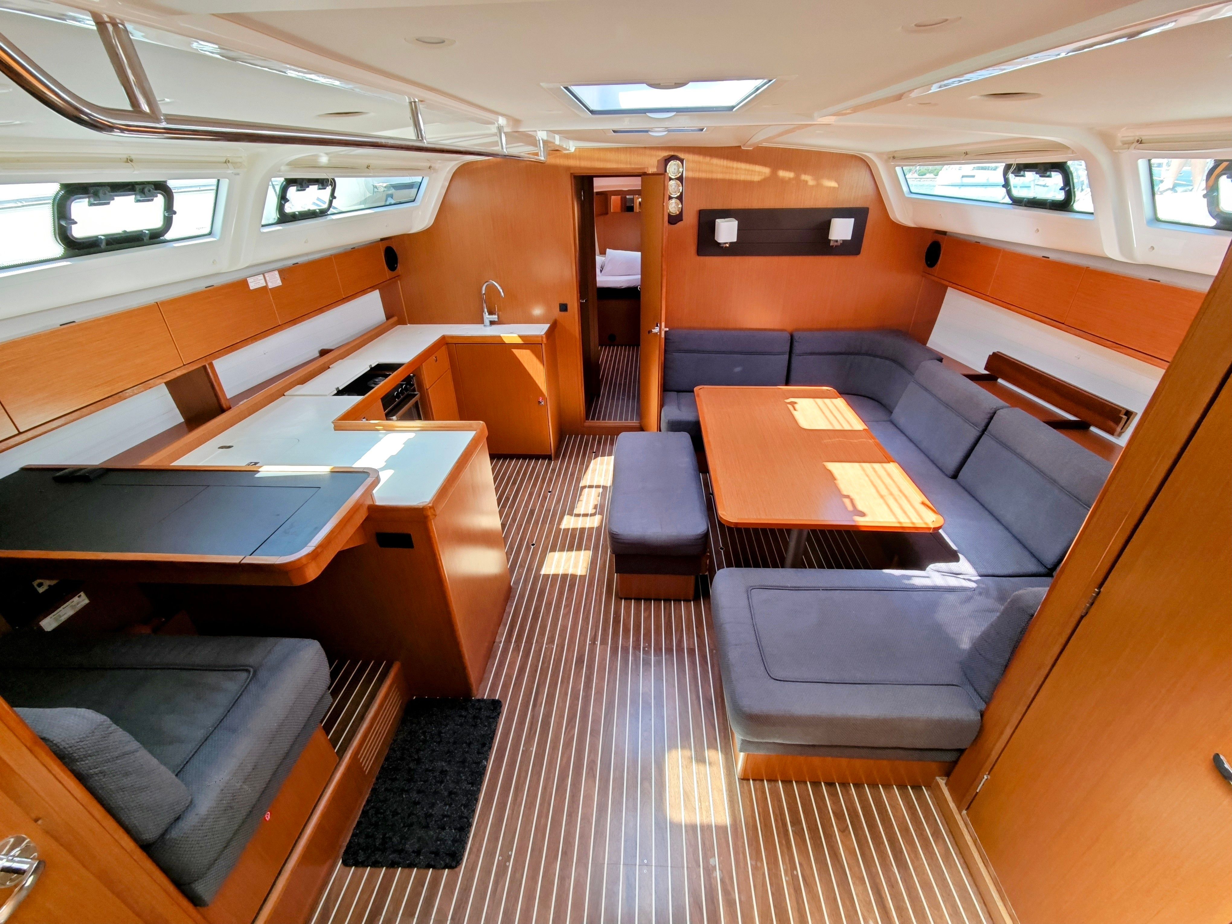 Bavaria Cruiser 51 | Jozefina