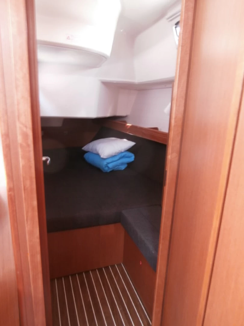 Bavaria Cruiser 37 | Mattina