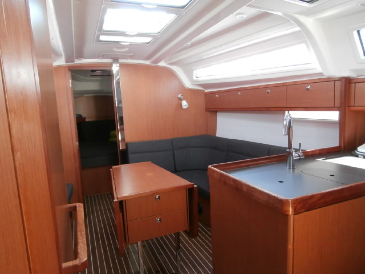 Bavaria Cruiser 37 | Mattina