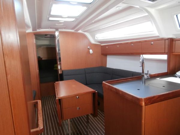 Bavaria Cruiser 37 | Mattina