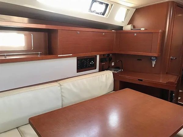 Beneteau Oceanis 45 | Gin Tonic