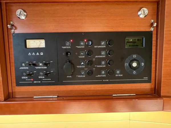 Beneteau Oceanis 48 | Skiron