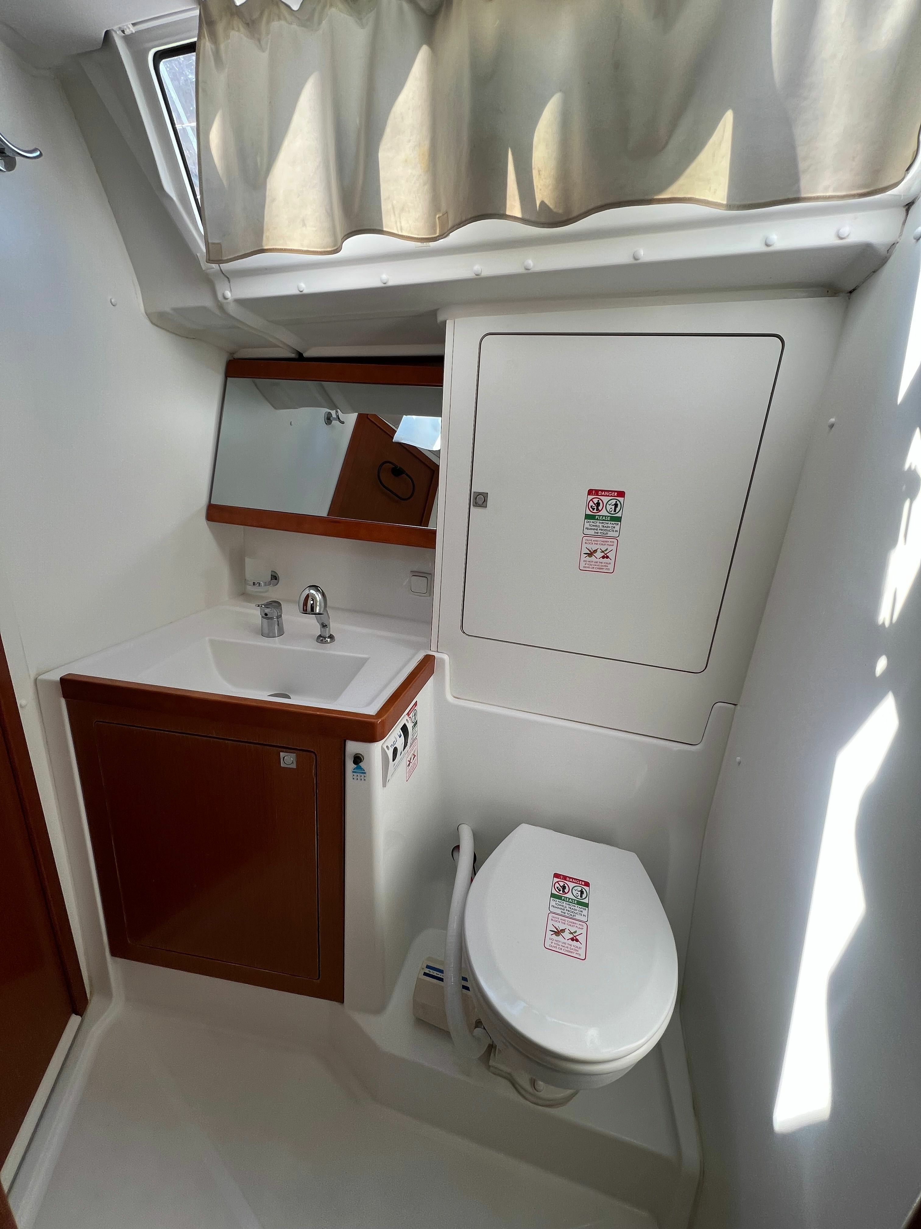 Beneteau Oceanis 48 | Skiron