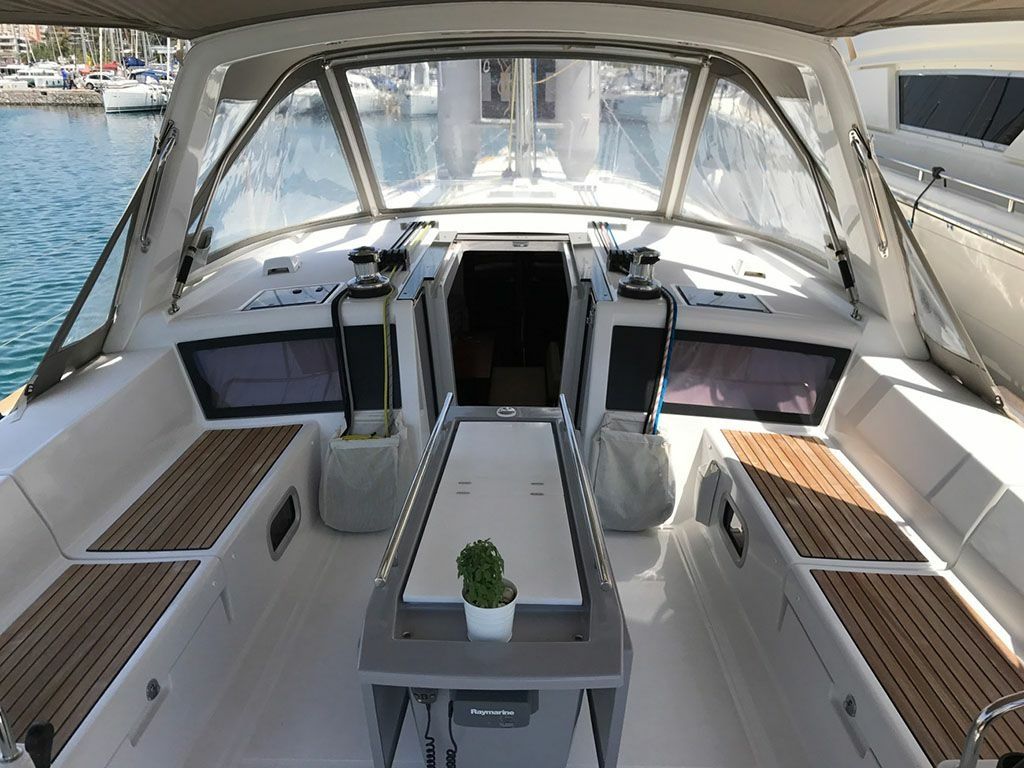 Beneteau Oceanis 48 | Skiron