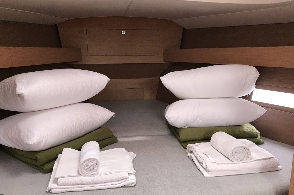 Dufour 382 | Prince Folegandros