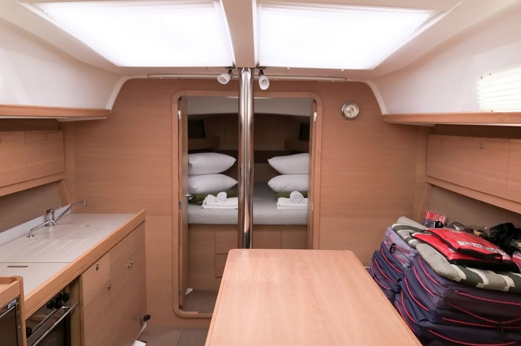 Dufour 382 | Prince Folegandros