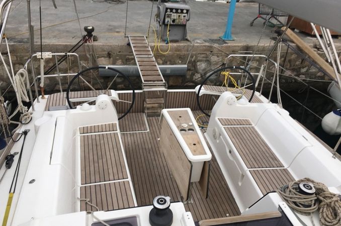 Dufour 382 | Prince Folegandros