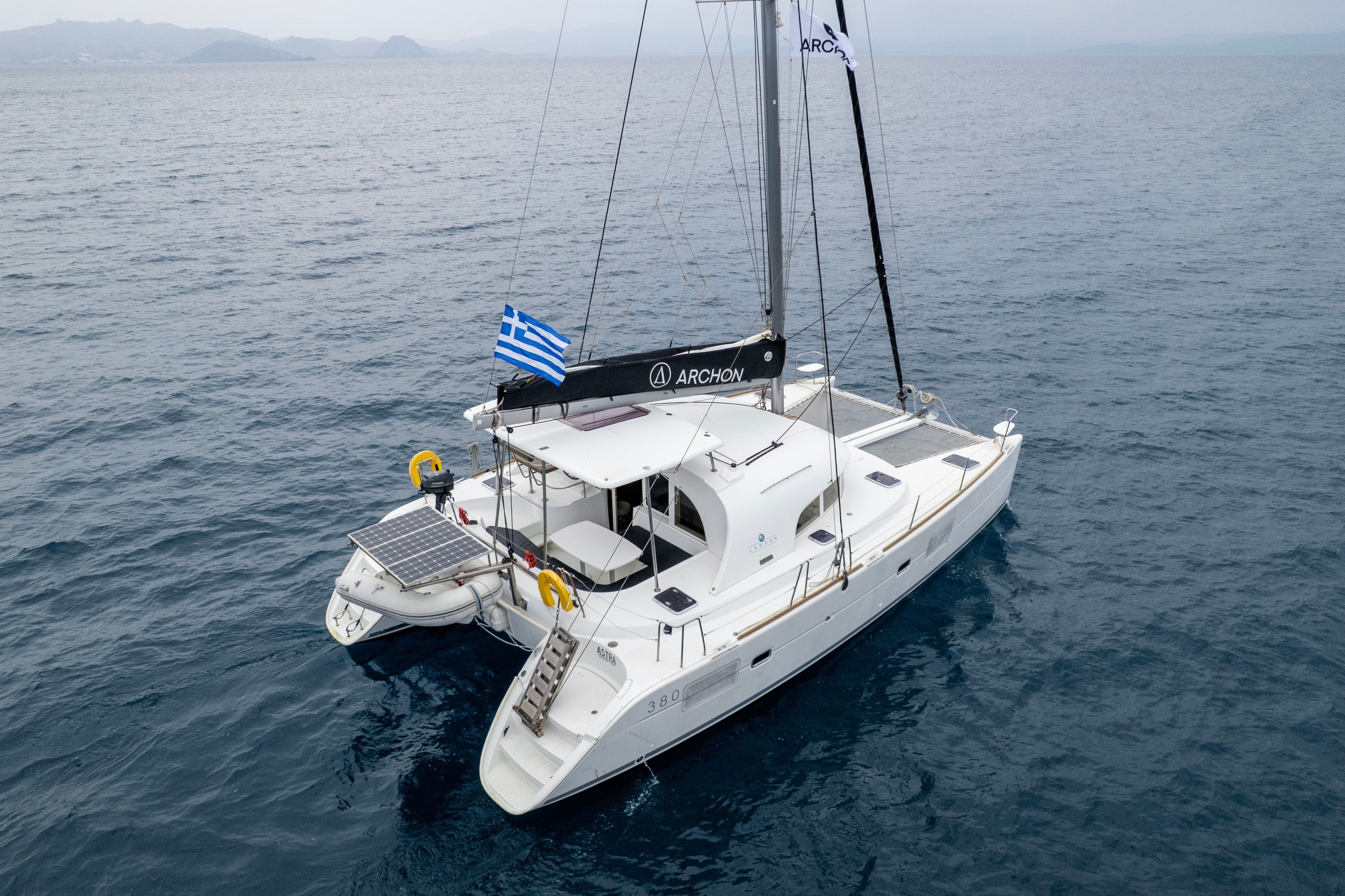 Lagoon 380 S2 | Astra