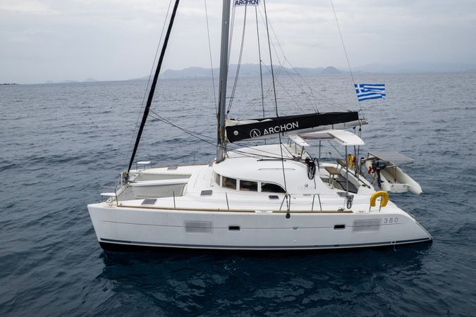Lagoon 380 S2 | Astra