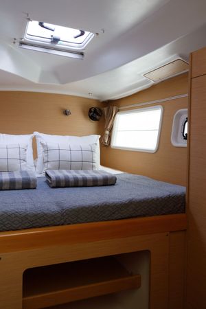 Lagoon 380 S2 | Astra