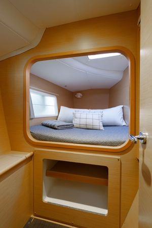 Lagoon 380 S2 | Astra