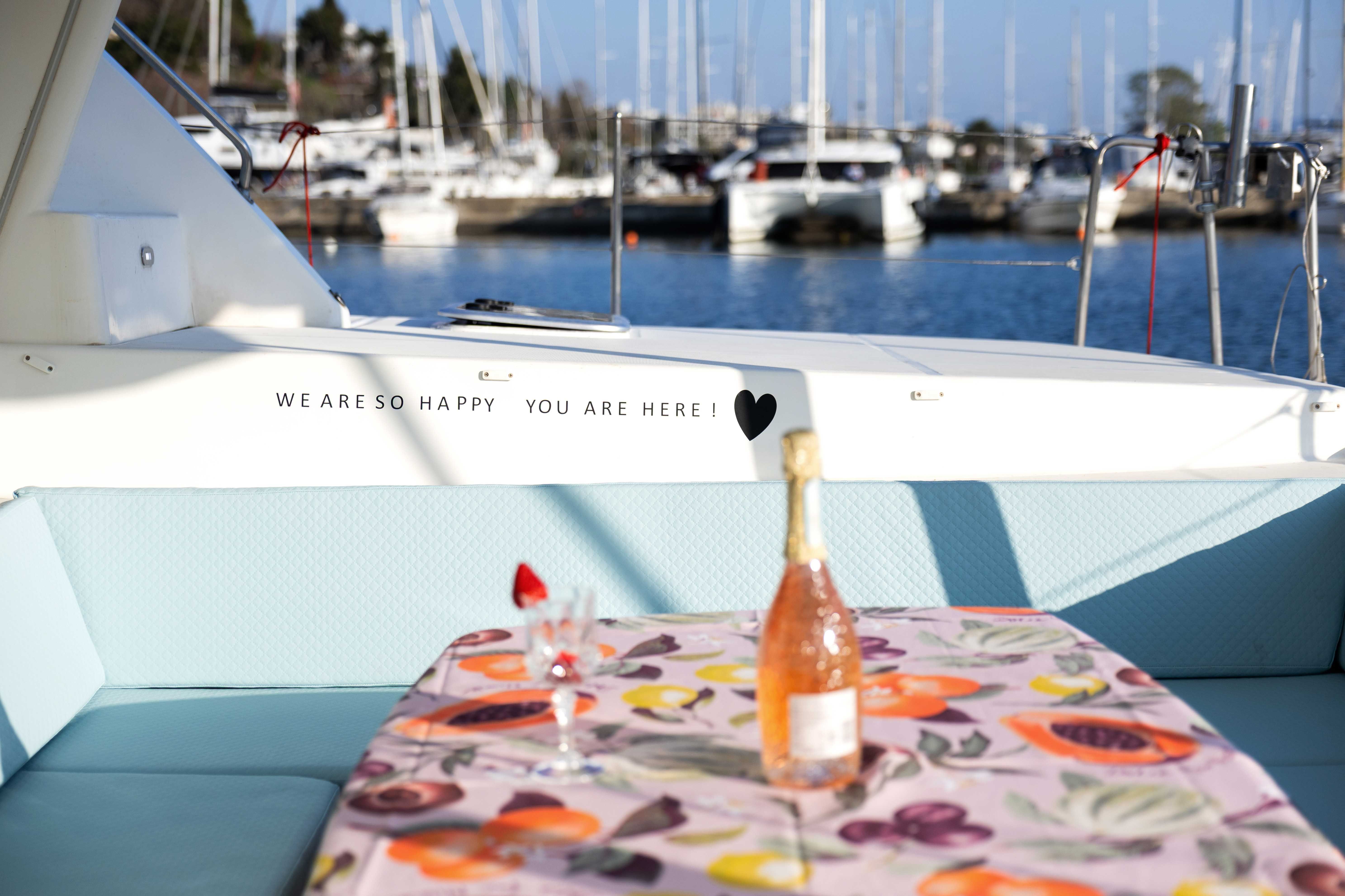 Lagoon 440 | Strawberry