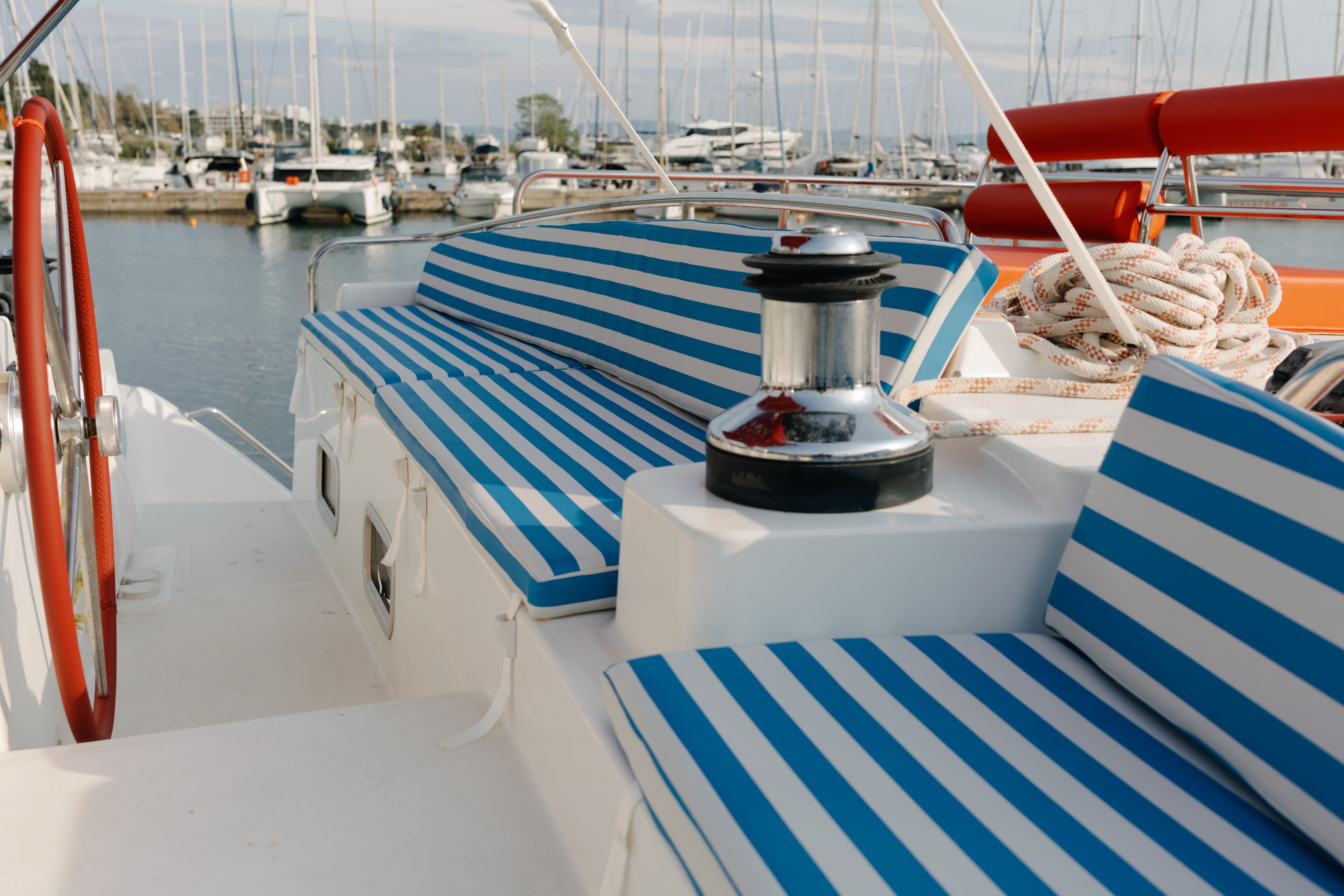 Lagoon 440 | Strawberry