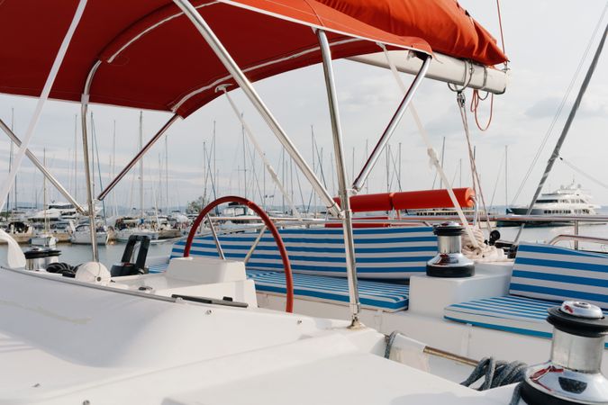 Lagoon 440 | Strawberry