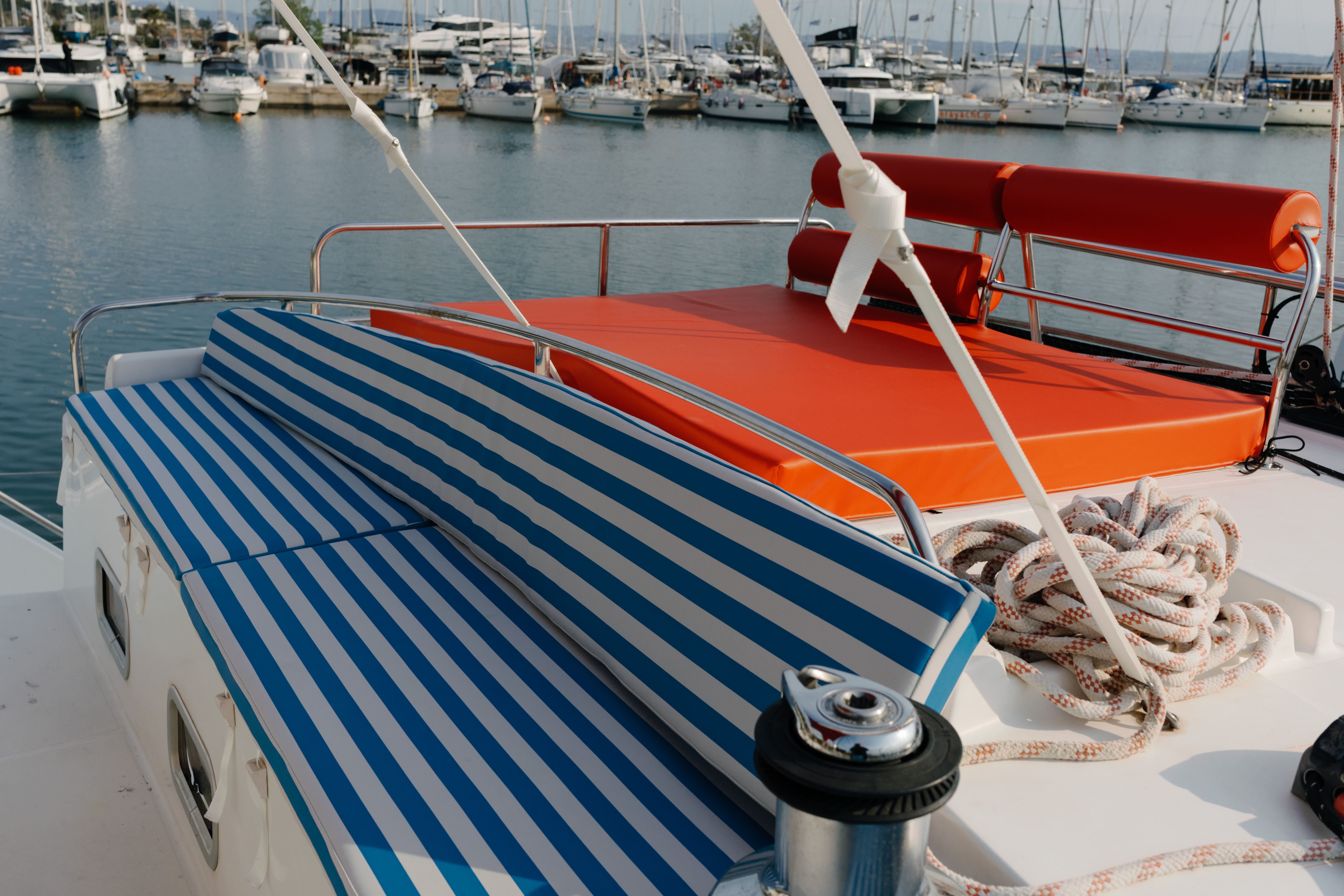 Lagoon 440 | Strawberry