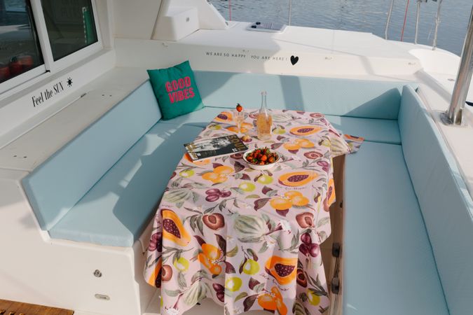 Lagoon 440 | Strawberry