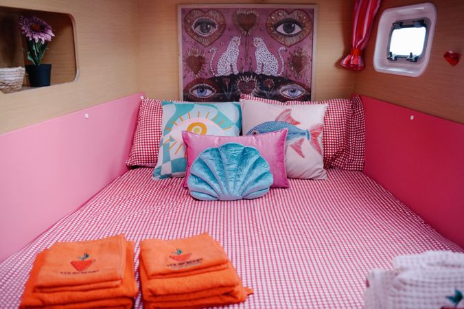 Lagoon 440 | Strawberry