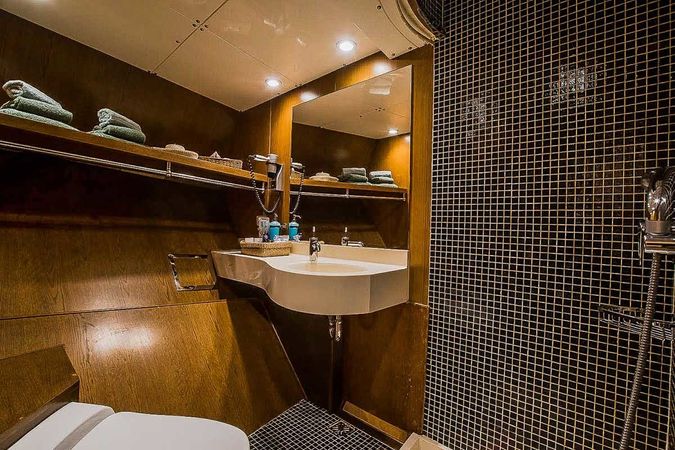 Basimakopoulos Shipyard 34 | Arktos