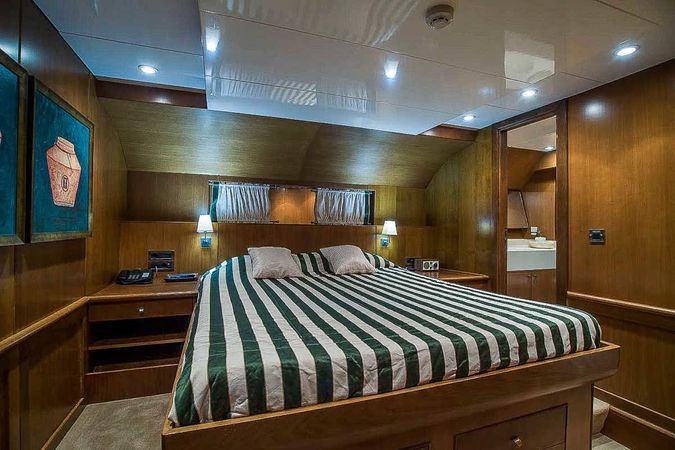 Basimakopoulos Shipyard 34 | Arktos