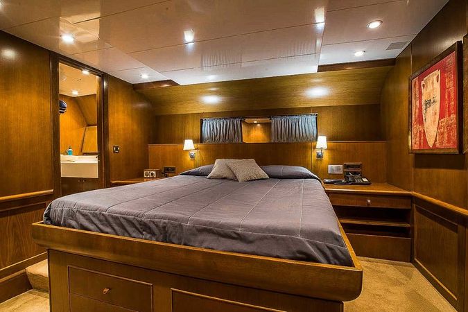 Basimakopoulos Shipyard 34 | Arktos